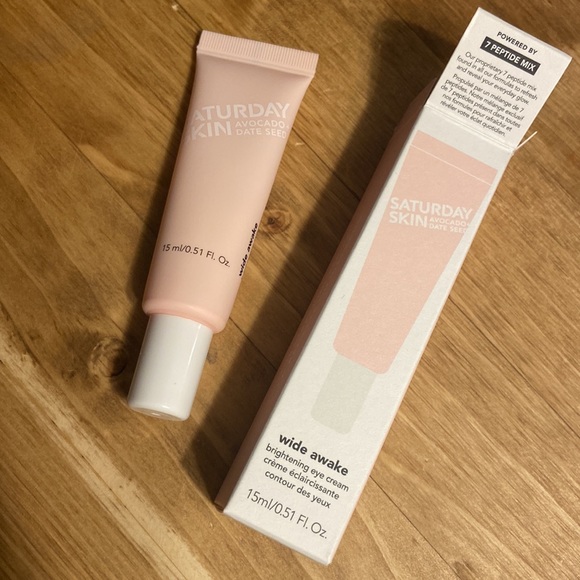 *NEW* Saturday Skin Eye Cream - Picture 1 of 5